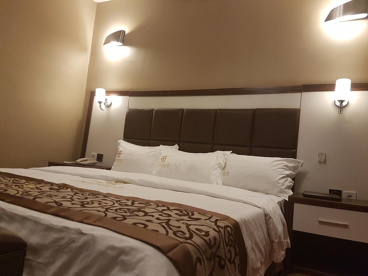 דואלה Mbayaville Hotel מראה חיצוני תמונה