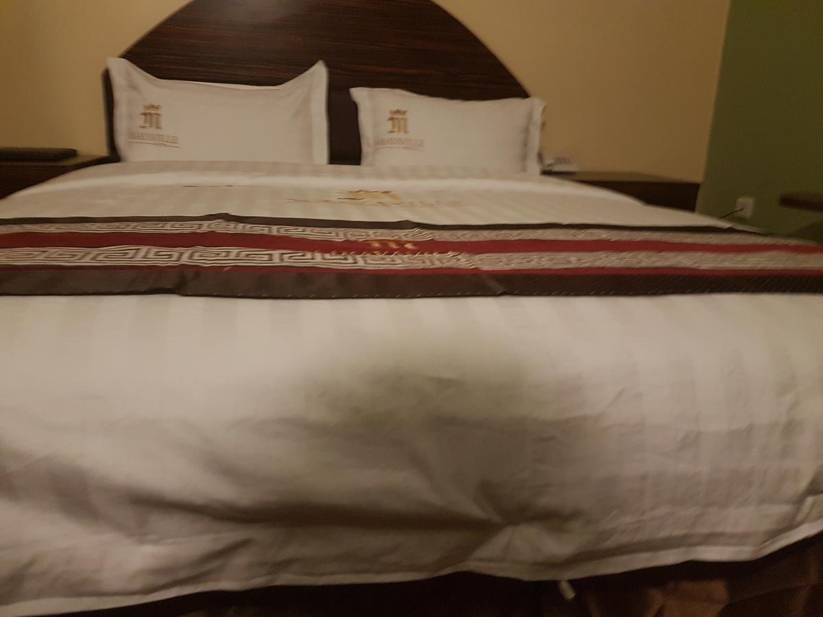 דואלה Mbayaville Hotel מראה חיצוני תמונה