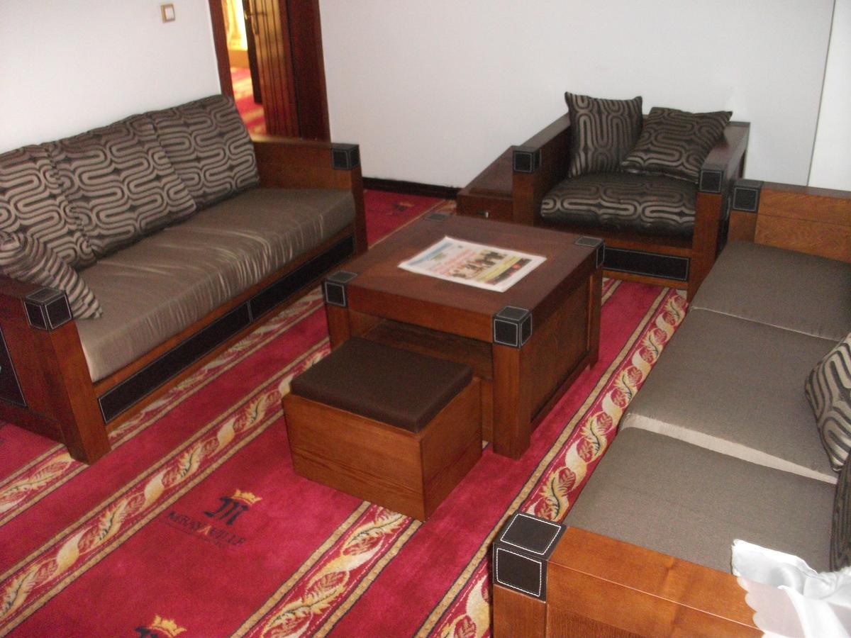 דואלה Mbayaville Hotel מראה חיצוני תמונה